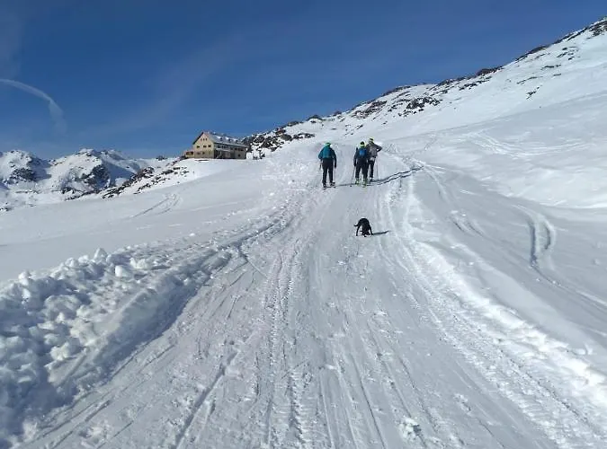 Hochmuth アパート *